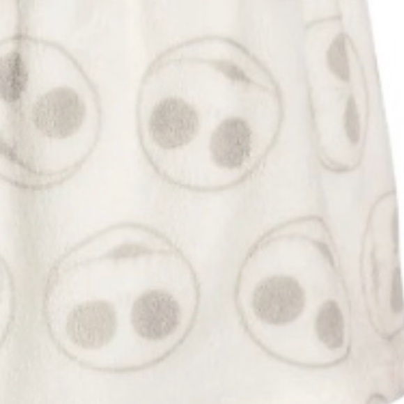 Nightmare Before Christmas Women’s Plush Velour Lounge Shorts Size XL NEW - Picture 3 of 5